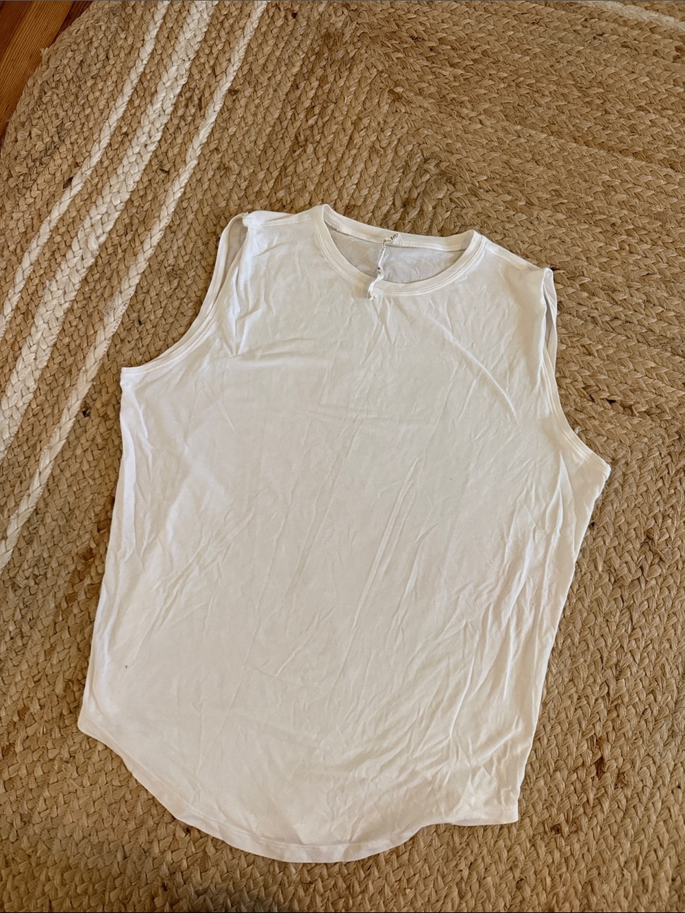 lululemon athletica size 8 Tee